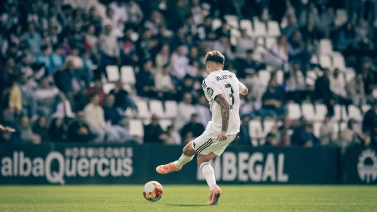 Victor Valdepenas Jadi Incaran Arsenal Dan Ac Milan Real Madrid Patok Harga 50 Juta