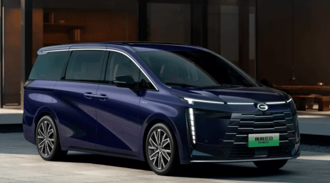 GAC E8 Resmi Meluncur di IIMS 2026, MPV Hybrid 7-Seater Penantang Innova dan Xpander