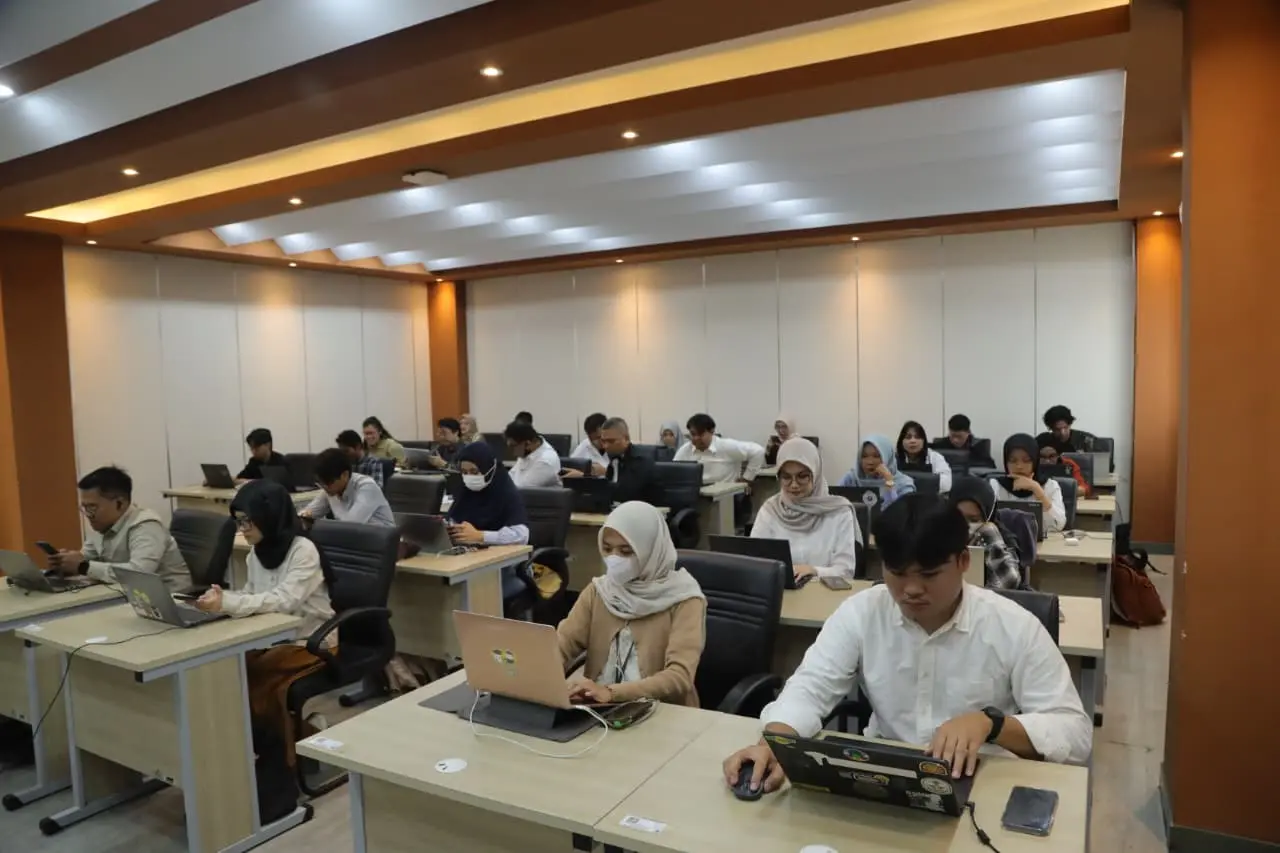 1.565 Calon Ahli K3 Lulus, Kemnaker Perkuat Pencegahan Kecelakaan Kerja 5