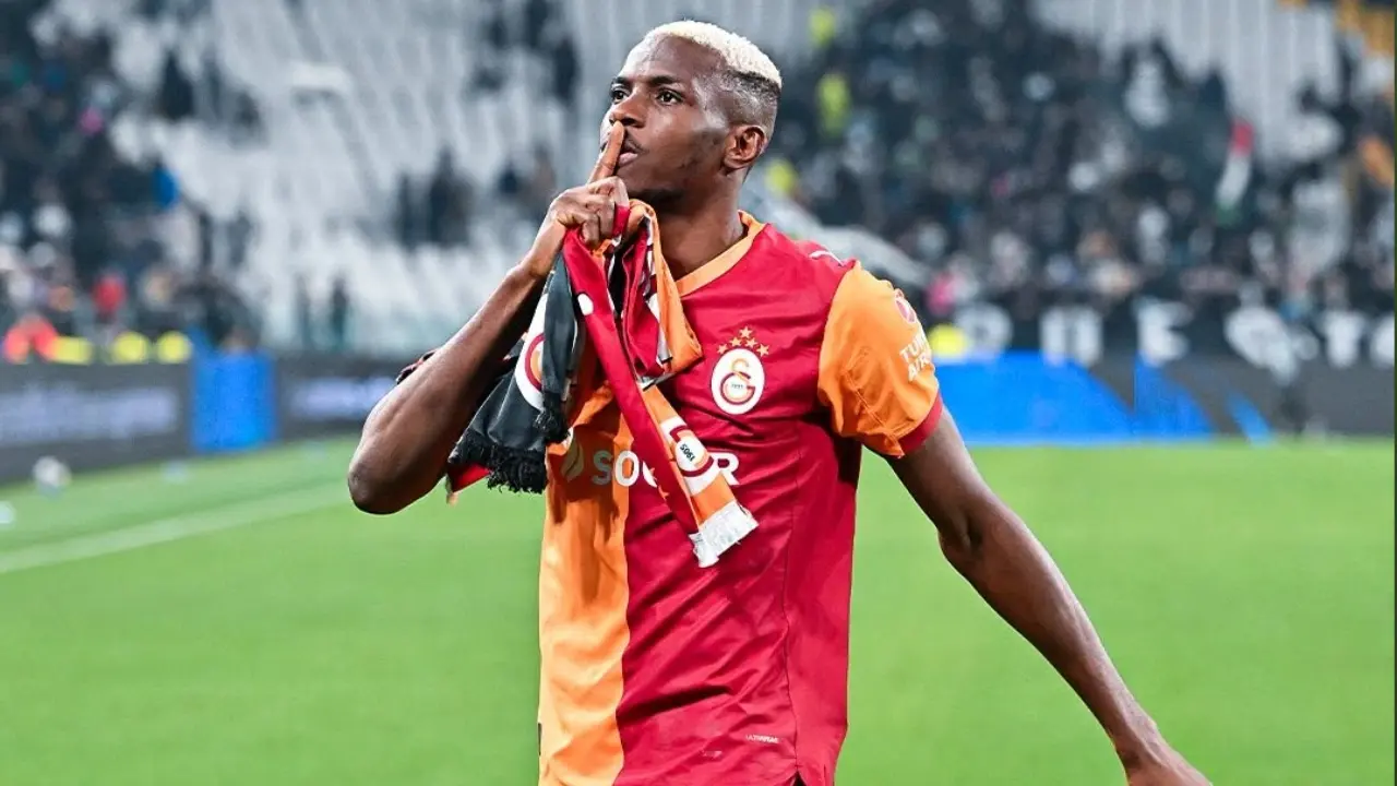 Barcelona Jadikan Victor Osimhen Opsi Alternatif Jika Julian Alvarez Gagal Didatangkan