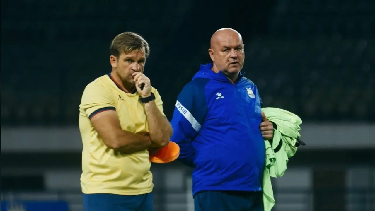 Bojan Hodak Bicara Kans Persib Hattrick Juara Liga 1 Musim 2025 2026