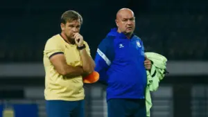 Bojan Hodak Mogok Bicara di Konferensi Pers Usai Persebaya Imbang dengan Persib Bandung