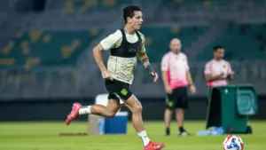 Bruno Moreira Ingatkan Persebaya Jangan Terjebak Euforia Lawan Persib