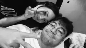 Enzy Storia Ungkap Momen Terakhir Bersama Vidi Aldiano: “Dia Sudah Tak Bisa Merespons”