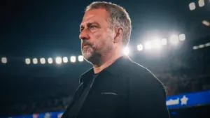 Hansi Flick Siap Bertahan di Barcelona Asal Laporta Menang Pilpres Klub
