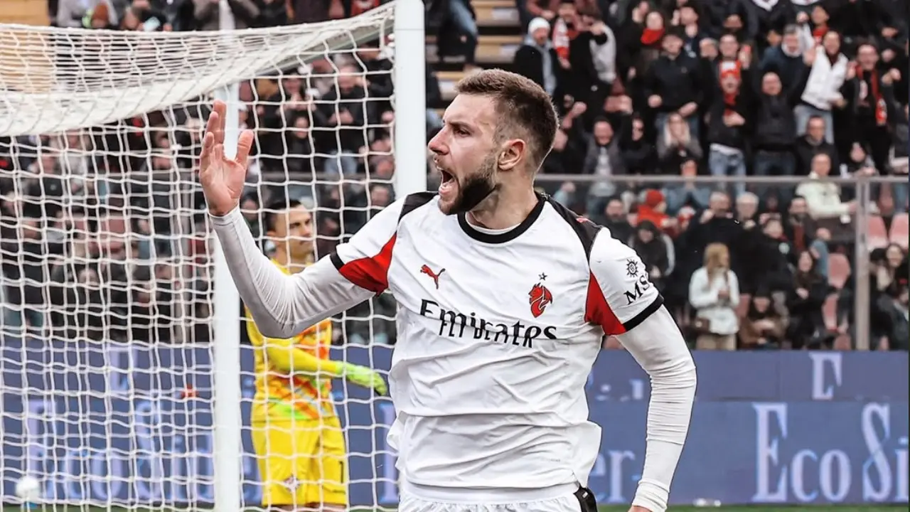 Hasil Cremonese Vs Ac Milan 0 2 Gol Pavlovic Dan Rafael Leao Amankan Kemenangan Rossoneri