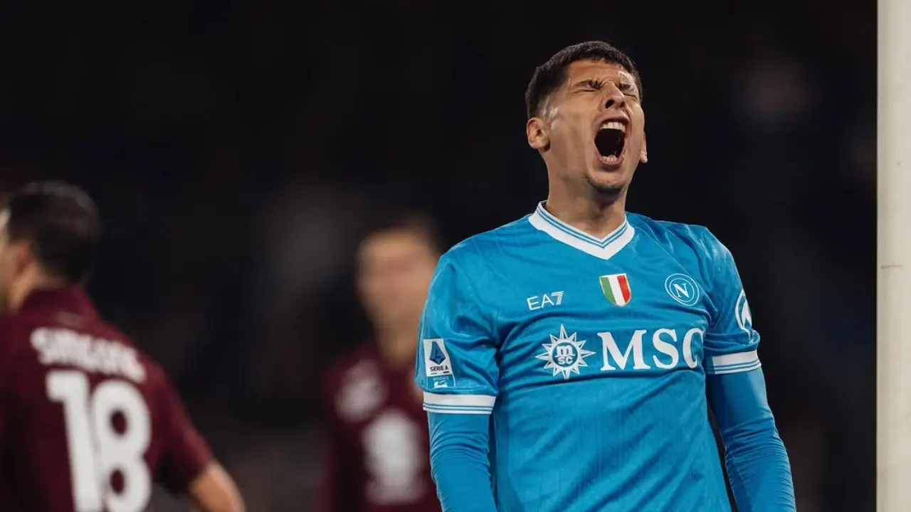 Hasil Napoli Vs Torino 2 1 Gol Santos Dan Elmas Amankan Kemenangan Tuan Rumah