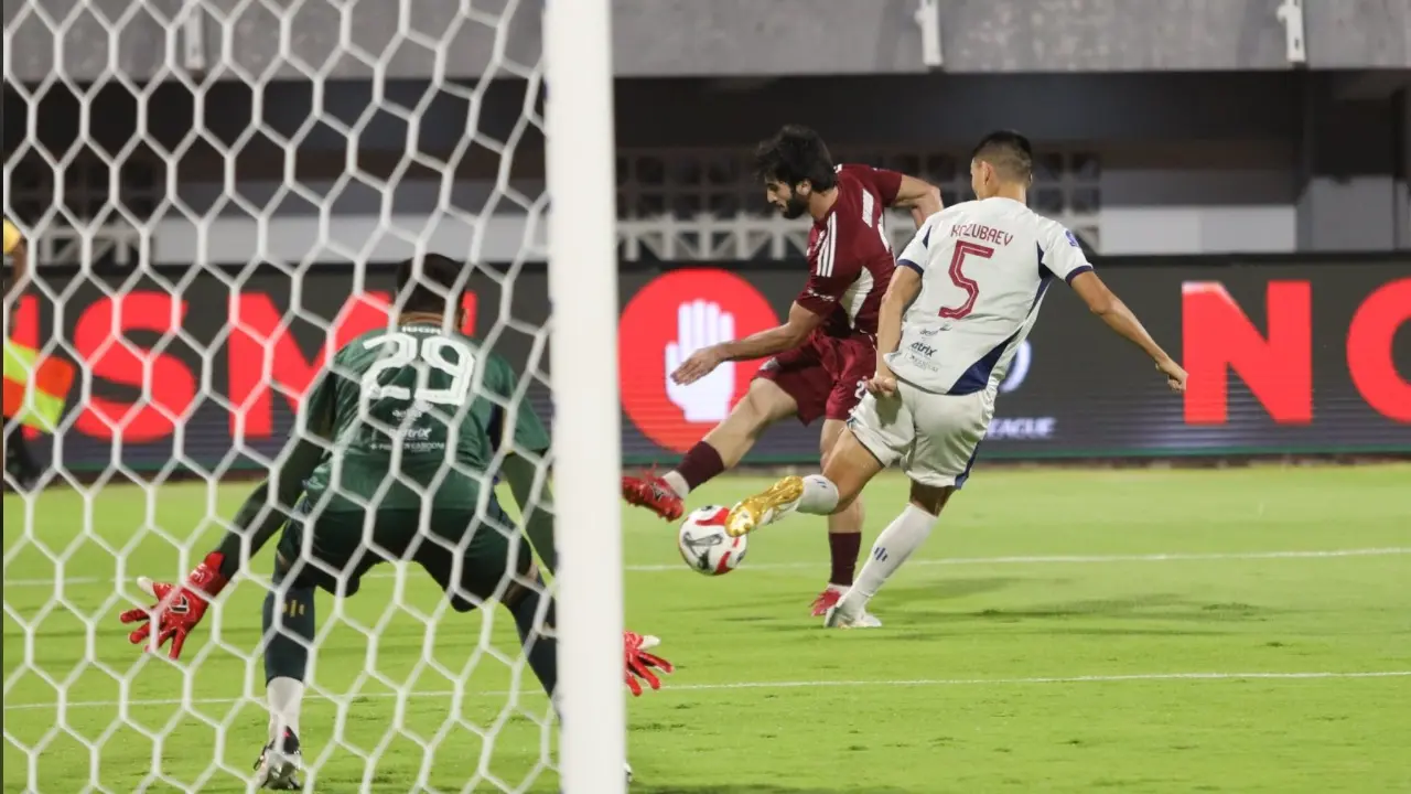 Hasil Psm Makassar Vs Persita 2 4 Persita Bangkit Dan Menang Dramatis Di Parepare