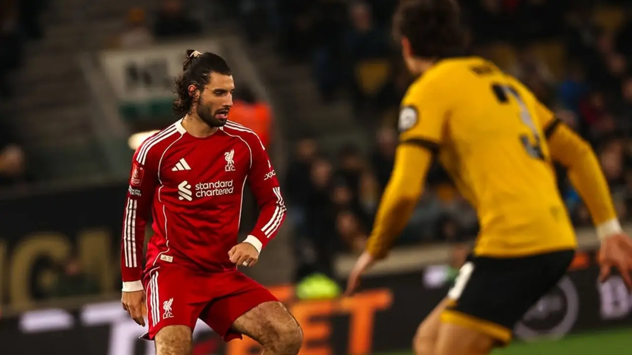 Hasil Sementara Wolves Vs Liverpool 0 2 Gol Cepat Robertson Dan Salah Bawa Tim Tamu Unggul