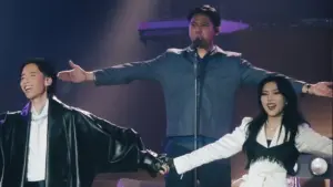 Isyana Sarasvati Menangis di Panggung Usai Dengar Kabar Vidi Aldiano Meninggal Dunia