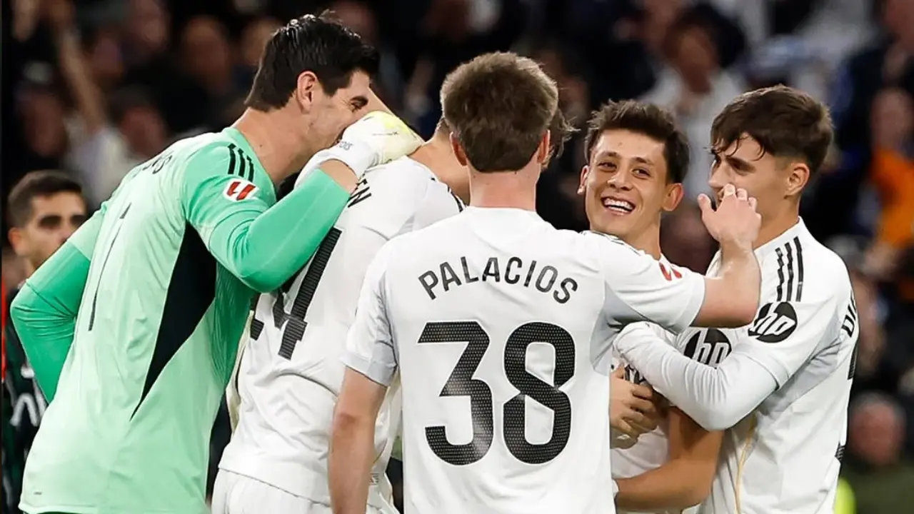 Klasemen Liga Spanyol Terbaru Gilas Elche 4 1 Real Madrid Tempel Ketat Barcelona Di Puncak