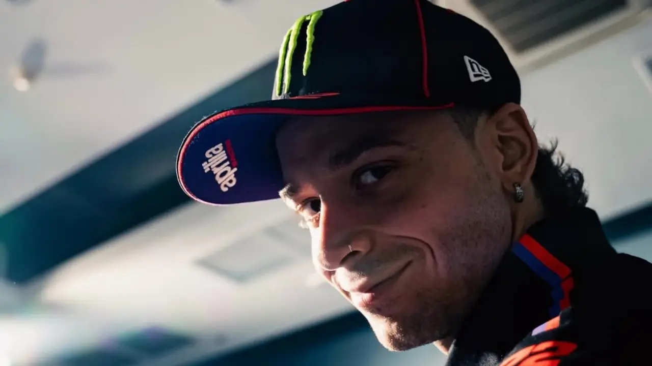 Marco Melandri Desak Aprilia Jadikan Bezzecchi Rider Utama Bukan Jorge Martin