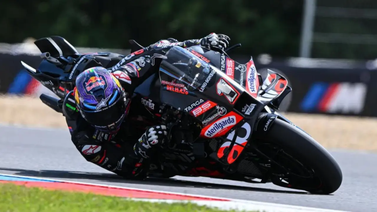 Santai Hadapi Sinkhole Jorge Martin Sebut Motogp Tetap Aman Balapan