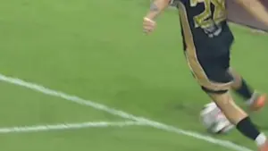 Kontroversi Gol Alex Martins Warnai Duel Dewa United vs Persib Bandung