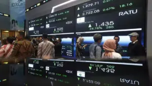 IHSG Melemah Tipis, Sejumlah Saham Justru Melonjak hingga Batas Auto Rejection