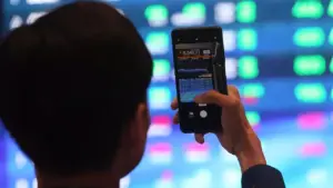 IHSG Diperkirakan Bergerak Sideways Jelang FOMC dan RDG BI, Ini Rekomendasi Saham